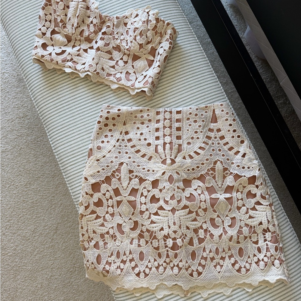 Lace Overlay Mini Skirt in Blush Cream